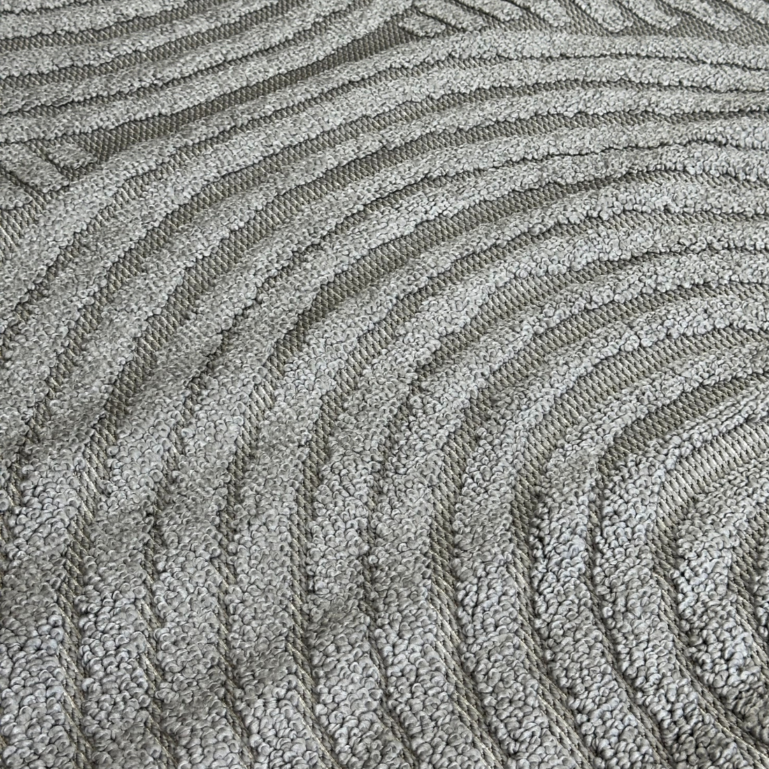 ANT 90121A Dark Grey Area Rug