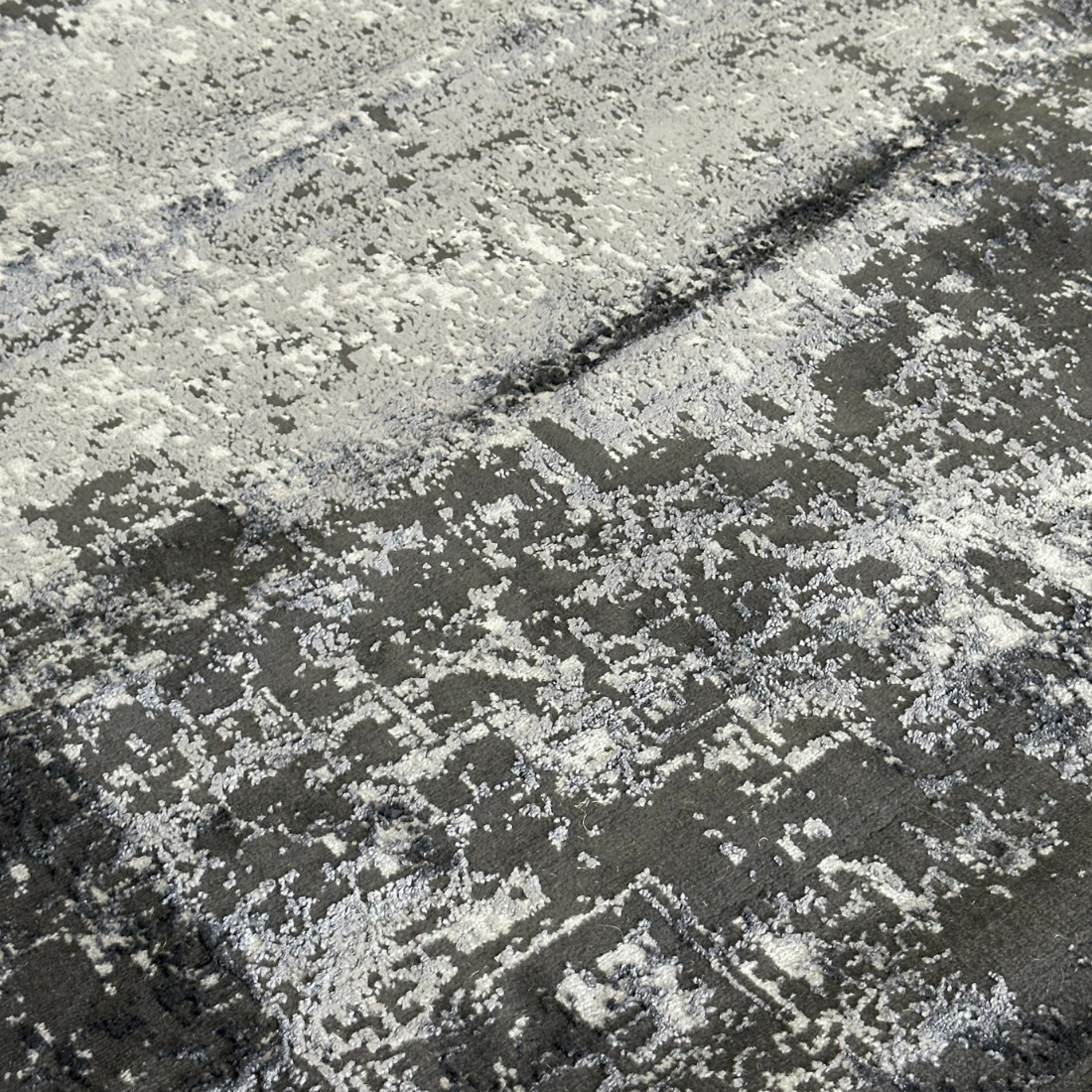 Bab J013A Anthracite / Light Grey Area Rug