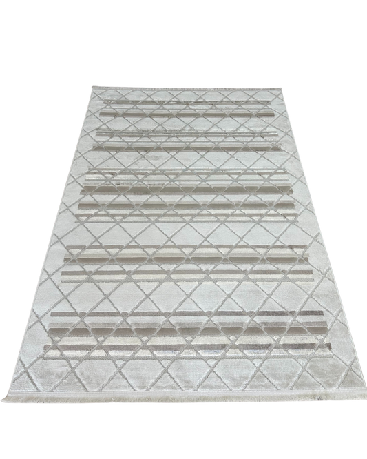 HER Cream & Beige Area Rug – Soft FDY – Elegant & Durable Floor Decor