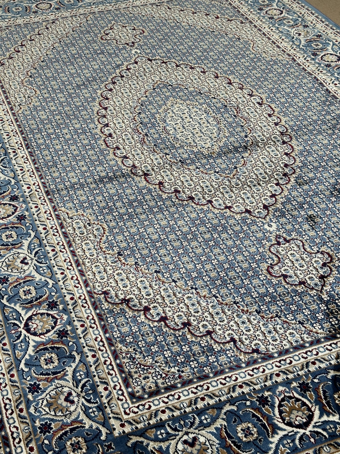 Turkish Style Area Rug  – Blue Traditional Medallion Carpet, Soft Oriental Floral Design for Living Room, Bedroom, or Office