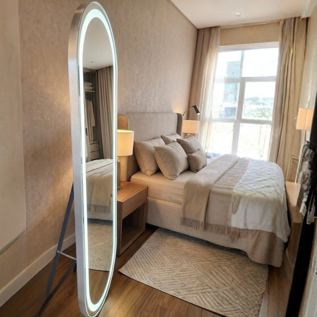 Veyron Ultra-Modern LED Capsule Mirror